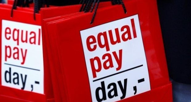 Speakers decry gender pay gap, discrimination at workplaces